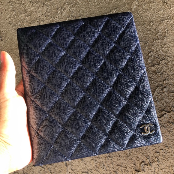 CHANEL Handbags - Chanel Caviar blank book